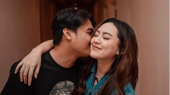 Diisukan Akan Segera Menikah, Ini Perbedaan Tarif Manggung Gilga Sahid vs Happy&nbsp;Asmara