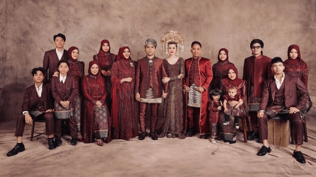 Rilis Lagu ke-11 Nama Anggota Keluarga, Netizen Nyinyir Gen Halilintar: Kayak Nyayian&nbsp;Ritual