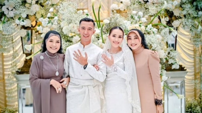 Ayu Ting Ting Buka Suara Tentang Hubungannya dengan Muhammad Fardana: Putus Sejak 22&nbsp;Juni