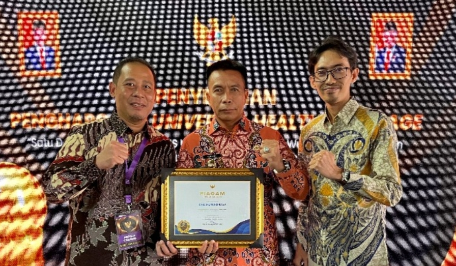 Konsisten Jamin Kesehatan Seluruh Masyarakat, Pemkab Mura Terima Penghargaan 