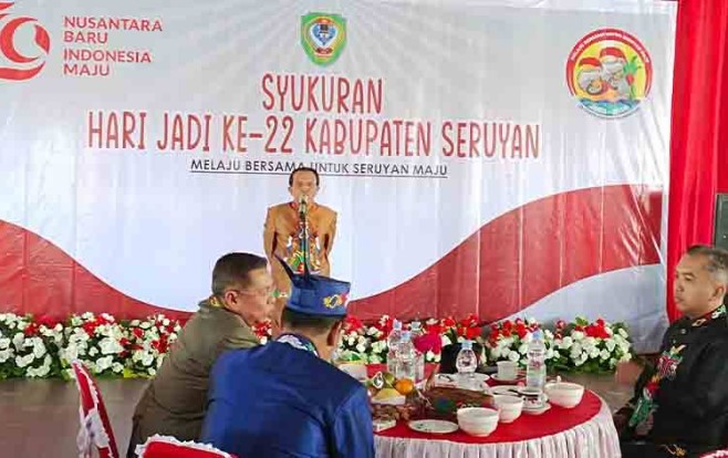 Waket Ketua II DPRD Kalteng H. Abdul Razak Hadiri Upacara Hari Jadi Seruyan ke-22, Dampingi Pj&nbsp;Bupati