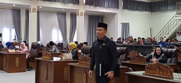 Fraksi Aspirasi Rakyat Minta Pengeluaran Pembiayaan di APBD P Diberikan Penjelasan