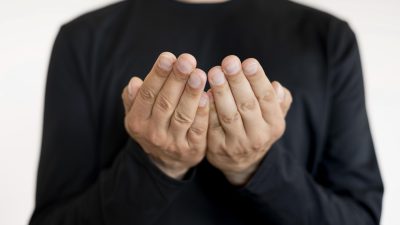Doa Akhir Bulan Safar untuk Memohon Perlindungan: Sebuah&nbsp;Refleksi